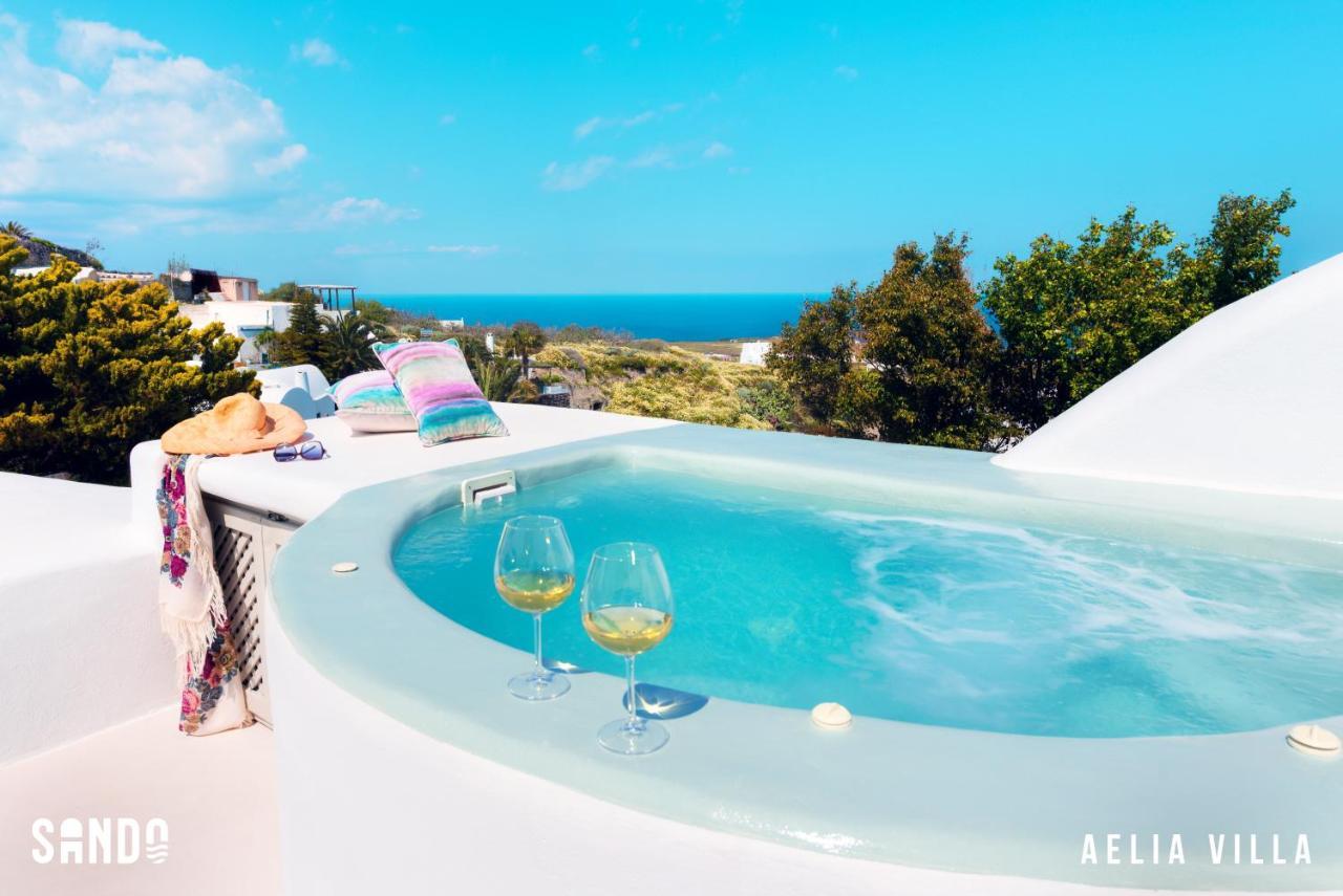 Sando Traditional Cave Villas With Jacuzzi And Sea View Vourvoúlos Eksteriør bilde