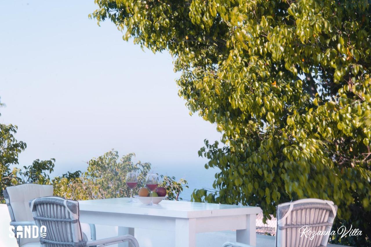 Sando Traditional Cave Villas With Jacuzzi And Sea View Vourvoúlos Eksteriør bilde