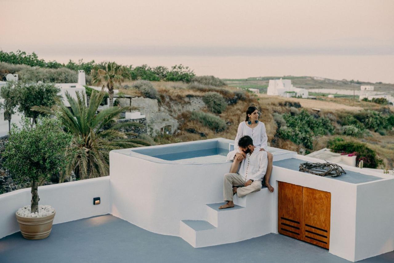 Sando Traditional Cave Villas With Jacuzzi And Sea View Vourvoúlos Eksteriør bilde